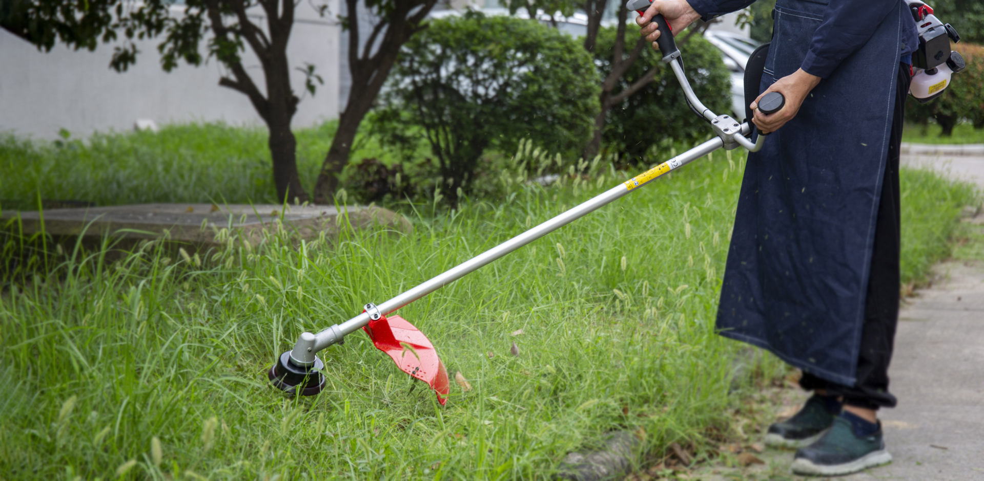 الدليل النهائي لاختيار أدوات الحدائق الاحترافية والحفاظ عليها